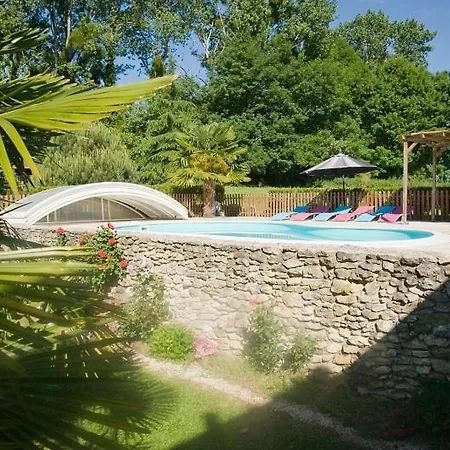 Bed & Breakfast La Des Charmelines 4*