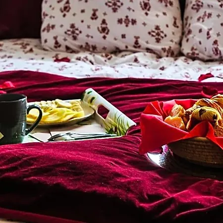 La Des Charmelines فندق مبيت وإفطار